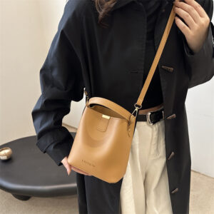 Korean-style Fashion Handbag For Women 2026 New Model Bucket Casual Stylish Simple Shoulder Crossbody Bag
