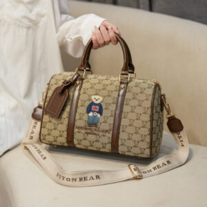 Women’s Bags genuine large capacity wide band one shoulder messenger commuter Boston pillow bag female new high end