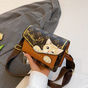 Postman’s 2026 Autumn/Winter New Trend Small Square One Crossbody Bag Cartoon Cat Wide Shoulder Strap