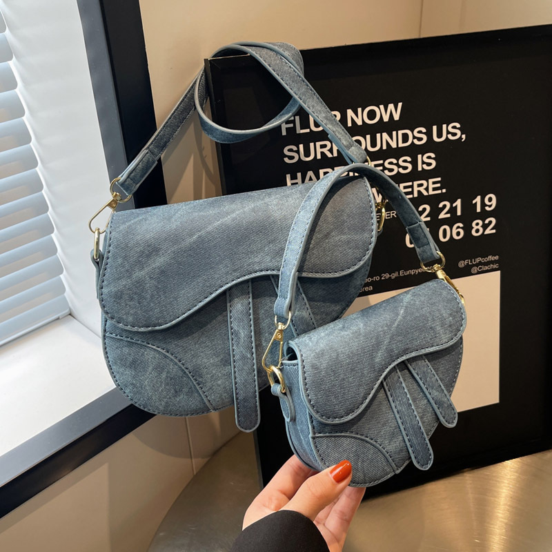 Trendy Small For Women 2026 Spring Summer New Fashion Underarm Simple Saddle Korean Style Shoulder Crossbody Bag - Image 4