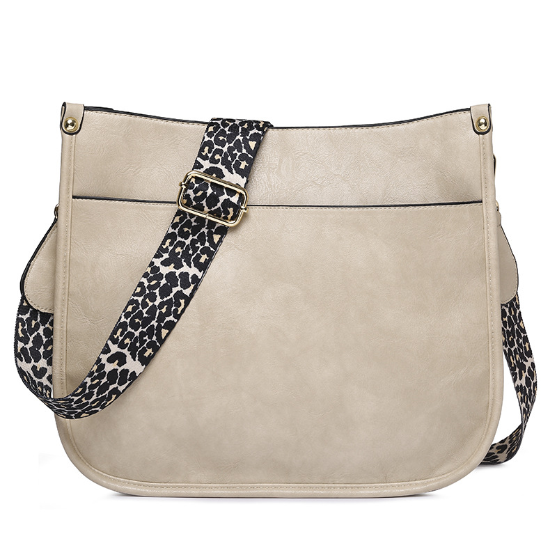 High Quality Tote Shoulder Crossbody Bag, Versatile Women's Casual Bag - Image 13