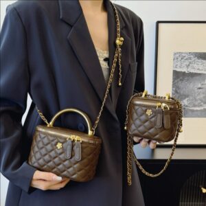Bags Retro Hand Held Fashion Bucket Women’s New Style Diamond Chain Shoulder Versatile Crossbody Bag