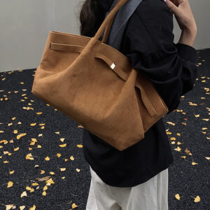 Autumn And Winter Women’s Large Capacity Hand Held Tote Women 2026 New Ladies Shoulder High End Leather Velvet Bag