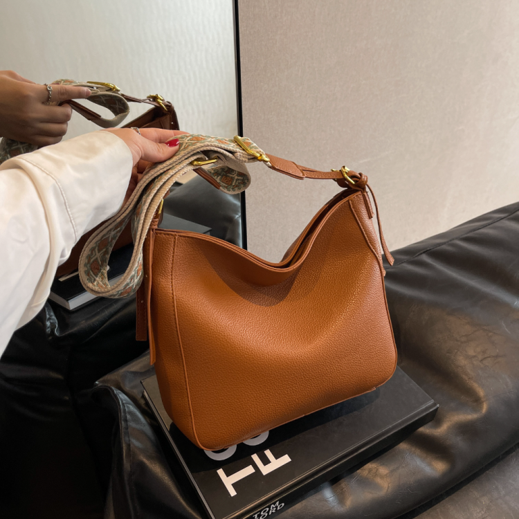 Women's handbag, women's tote crossbody, single shoulder, casual bag, versatile - Image 3
