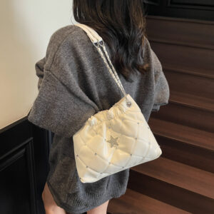 Women’s Light Luxury Quilted Chain Shoulder Medium Size Bucket Bag For Daily Use With Magnetic Closure