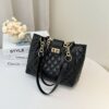 Diamond pattern black