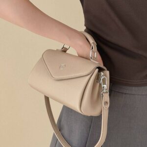 Versatile Solid Color For Women 2026 Summer New Korean Style Fashionable Shoulder Simple Handheld Crossbody Small Square