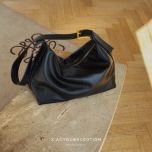 Fashion Trend Soft Collapse Minimalist Shoulder Hand 2020 New Women’s Large Capacity Messenger Bag