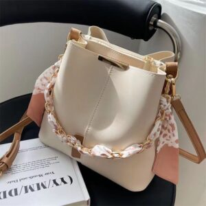 zZZZ Textured Large Capacity Bucket For Women 2026 Summer New Fashion Crossbody Niche Commuter Shoulder Bag