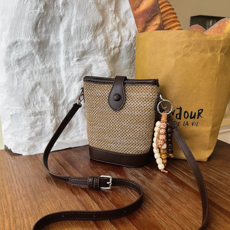 Woven Shoulder Summer Style, 2026 New Fashion Versatile Popular Straw Bag, Girls' Crossbody Bucket Bag - Image 2