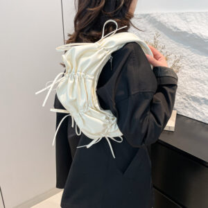 Single Shoulder Underarm High-end Handbag Light Niche Design Personality Women Crescent Irregular Evening Bag