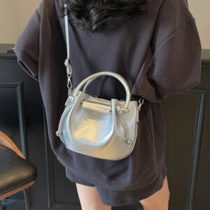 Hand-carried Simple Bucket For Women, 2026 New Korean Style, Fashionable Versatile, Elegant And High-end Cloud Bag,