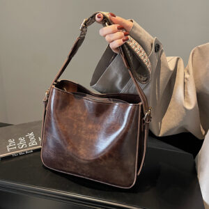 Retro Fashion For Women 2026 New Model Large-capacity Commuter Bucket With A Stylish Design, Casual And Versatile