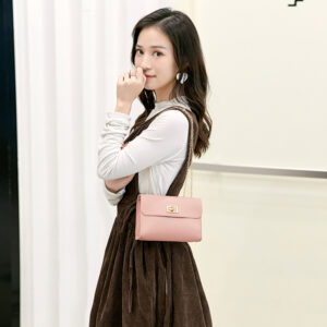 2026 New Women’s Summer Korean Fashion Small Square INS Chain Shoulder Crossbody Bag