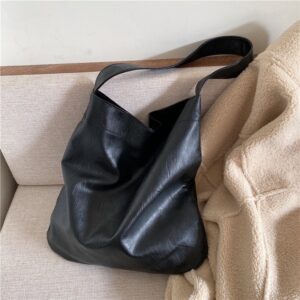 Women’s Bags Shiling Soft Leather Large Capacity Leisure Versatile Magnetic Buckle Comfortable Shoulder Bag