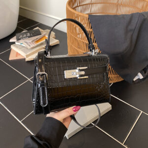 Fashion Solid Color Women’s Shoulder High End Crossbody Handbag With Crocodile Pattern Small Square Bag For Ladies