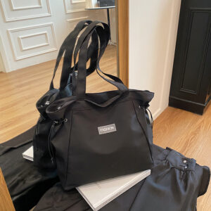 Large Capacity Women Versatile 2026 New Nylon Fabric Shoulder Bag For Class And Commute Tote Handbag