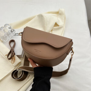 Factory Direct Sale New Textured For Women, Trendy Versatile Crossbody Fashionable Shoulder Underarm B, Small Square