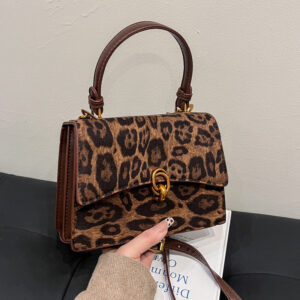 Women’s Leopard Print Fashion Handbag 2026 Autumn And Winter New Vintage Small Square Versatile Niche Crossbody Bag For