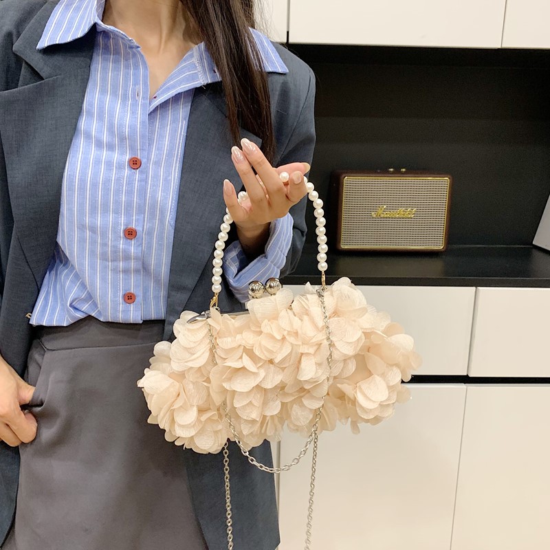 Petal Evening Handheld Fairy Clutch Romantic Wedding Banquet Party Dress Prom Bag - Image 3