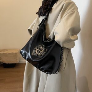 2026 Light Luxury Creative Women’s New Cool And Trendy Saddle Fashion Large Capacity Shoulder Bag Solid Color Handbag