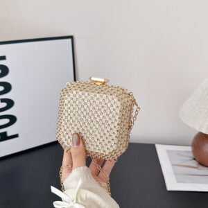 2026 Personalized Mini Diamond-Encrusted Handbag Box Evening Bag Fashion Versatile Chain Crossbody Accessory