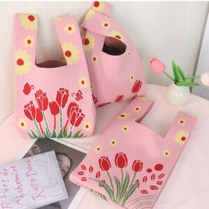 New INS Spring Knitted Handbag Small Tote For Outings And Travel Korean Style Fashion Essential Basket Bag