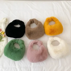 Fur Handbags Womens Small Half Moon Bag Warm Plush Wrist Bags Fashion Furry Short Handle Clutch Cute Ladies Coin Purses