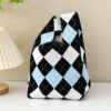 Diamond line black