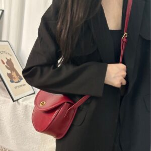 2026 New Versatile Dark Red Crossbody Phone Semi-Circular Flip Cover High-End Small Saddle Bag