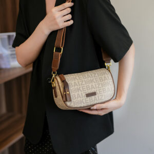 Women’s 2026 New Retro Versatile Chessboard Messenger Light Luxury Portable Storage Letter Shoulder Bag Grid