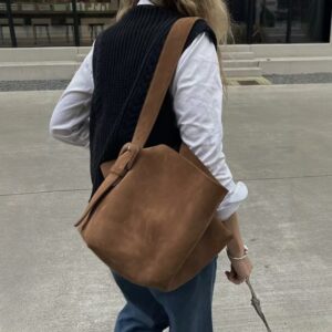 Women’s Bags Niche Retro Autumn And Winter New Large Capacity One Shoulder Commuting Versatile Brown Temperament Casual