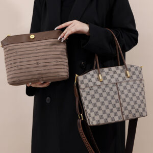 Foreign trade this year popular small women’s bucket fashionable niche handbags single shoulder versatile messenger bags