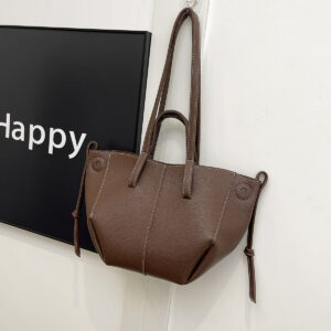 Women’s Niche Handbags Trendy Shoulder Tote Korean Style Large Capacity Autumn Winter Underarm Bags Simple Design