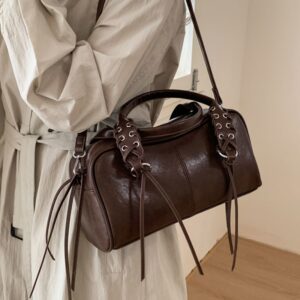 Niche Design Vintage Handbag For Women 2026 Spring And Autumn New French Woven Shoulder With Tassels Crossbody Bag