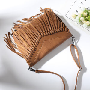New fashionable shoulder personalized envelope, tassel crossbody bag, thin women’s bag