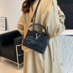 Span Handbag Women’s New Fashionable Snakeskin Pattern Bucket Bag Foreign Style High Value Work Commute Oblique