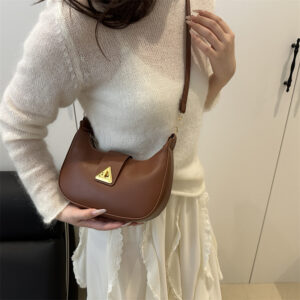 2026 Winter New Casual Crescent Simple Fashion Shoulder Niche Underarm Crossbody Bag For Women