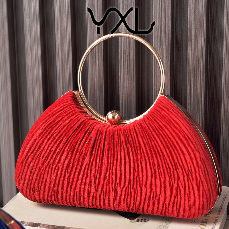 New Velvet Party Metal Ring Portable Dinner Wrinkled Silver Banquet Dress Chain Women's Bag - Image 4