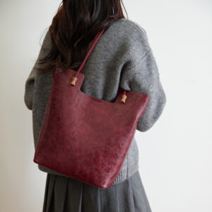 Fashion Large Capacity Shoulder Underarm Autumn Winter Waxed Leather Light Luxury Commuter Tote Bag For Women