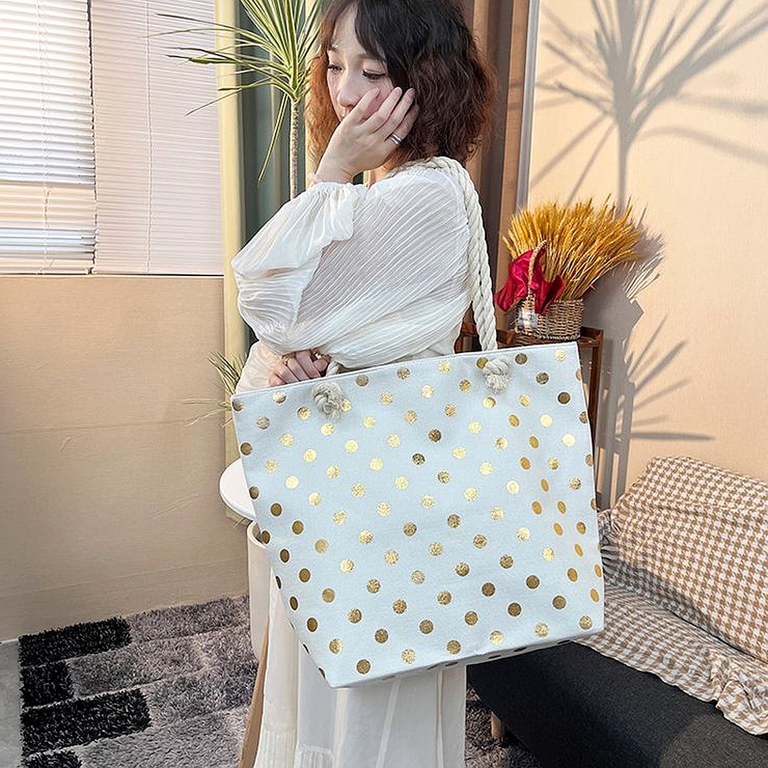 Large Capacity Women's Shoulder Thick Rope Zippered Gold Stamped Travel Diaper Bag - Image 6