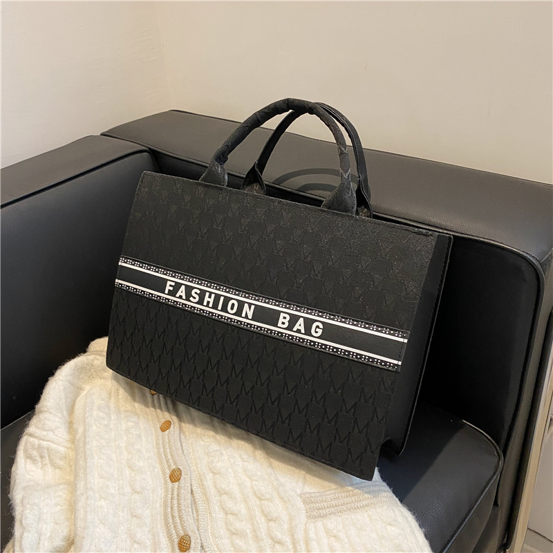Women's Minimalist Handbag Autumn Canvas Letter Stylish Retro Fashion Casual Personalized Bag - Image 10