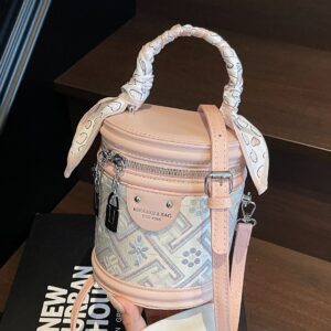 2026 New Chinese Style Luxury Embroidered Handbag Bucket Elegant Versatile Women’s Commuter High-end Crossbody Bag