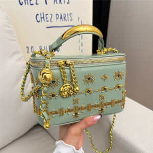 Spring/Summer High-End Quilted Handbag Versatile Shoulder Crossbody Simple Elegant Small Square Women’s Bag New Style
