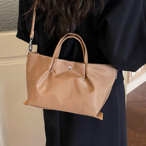 2026 New Women’s Large Capacity Casual Commuting Shoulder Lightweight Simple Handbag Fashionable Elegant Bucket Bag