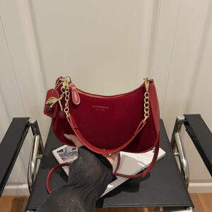 Stylish And Textured 2026 Autumn New Niche Design Crescent Casual Simple Women’s Personalized Shoulder Crossbody Bag