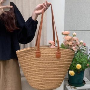 Straw For Women Large Capacity 2026 New Vacation Beach Woven Bucket Commuter Tote Bag Trendy