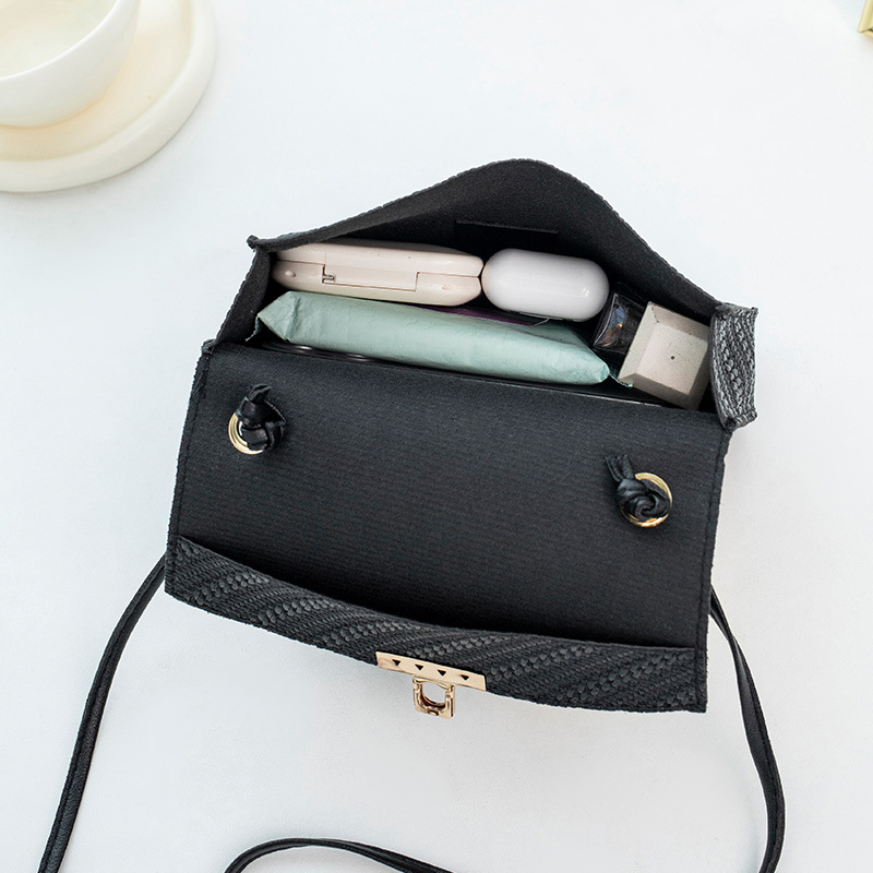 Fashion Embossed For Women Fresh Sweet Drawstring Crossbody Shoulder Small Square Bag - Image 3