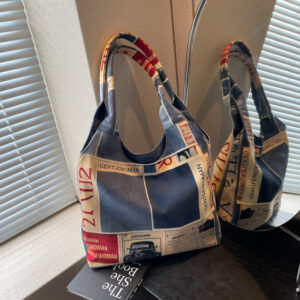 Gentle Woman Fashion Printed Shoulder 2026 New Niche Retro Large Capacity Tote Bag