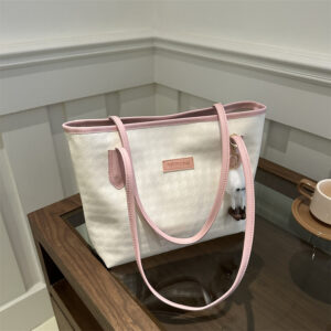 2026 New Large Capacity Commuter Tote For Women Fashionable College Student Class Spring Summer Versatile Shoulder Bag